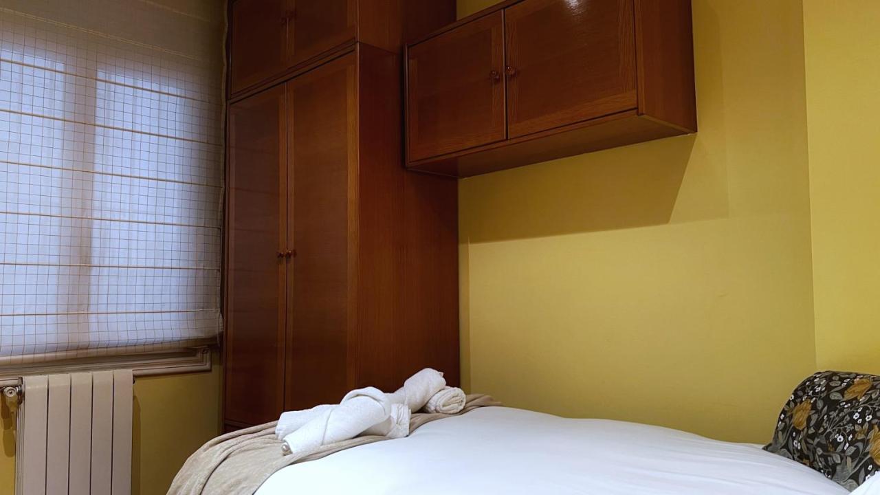 Amplio Y Acogedor Cerca Del Guggenheim Apartment Bilbao Bagian luar foto